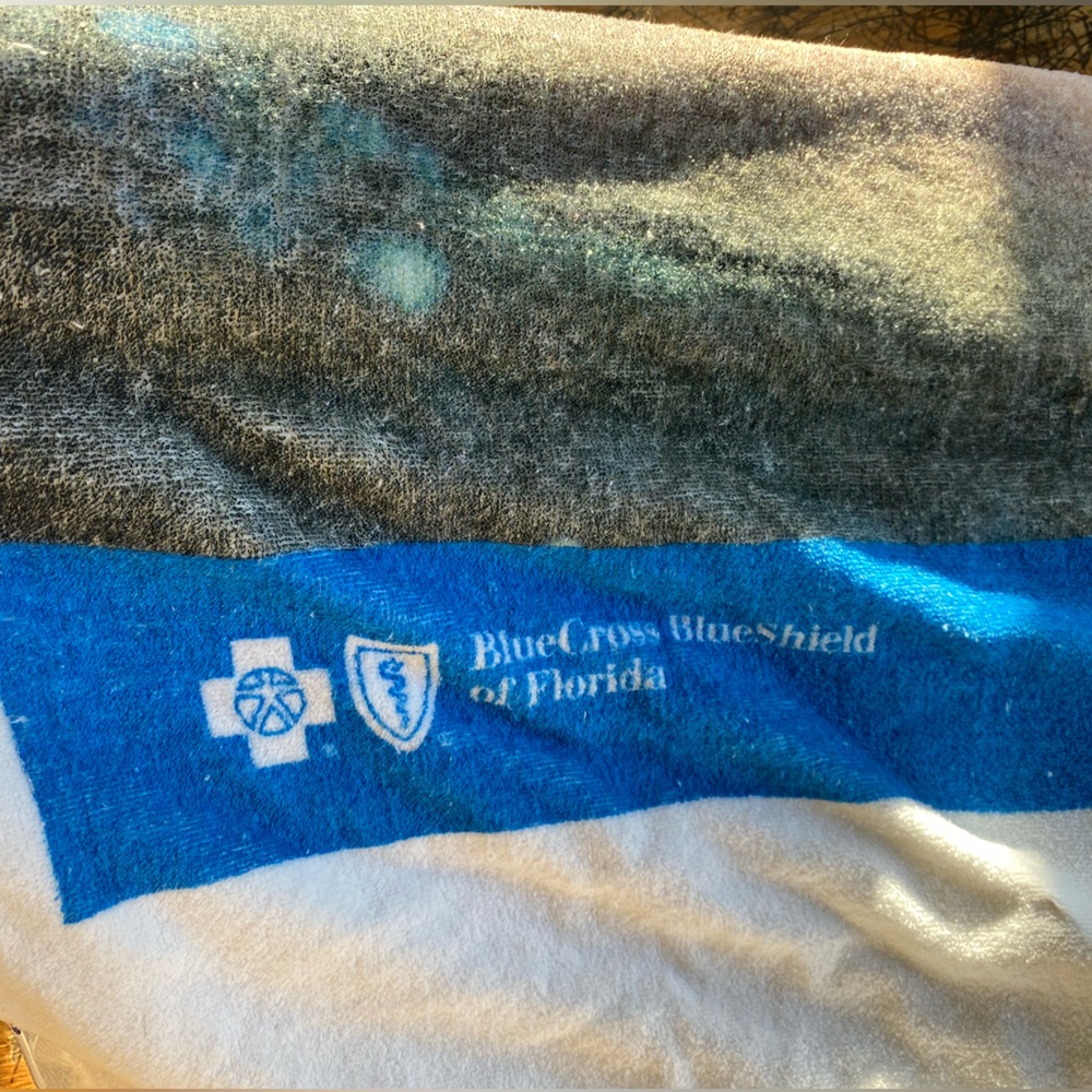 Vintage beach towel 
BLUE CROSS AND BLUE SHIELD great condition